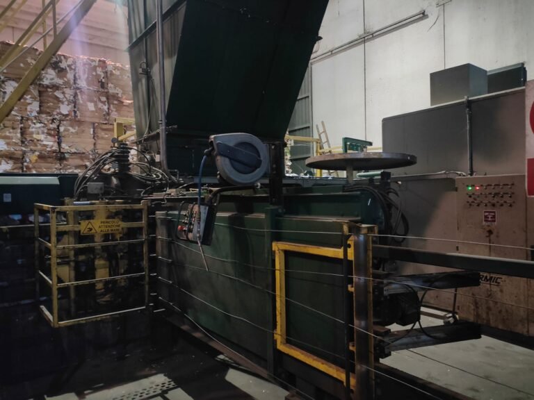 Ab89b3d9 Dc03 4a09 80de Bd6ff1b22d92